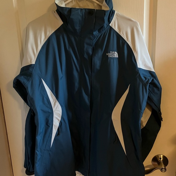 The North Face Jackets & Blazers - The North Face Women's Teal and White Ski Jacket